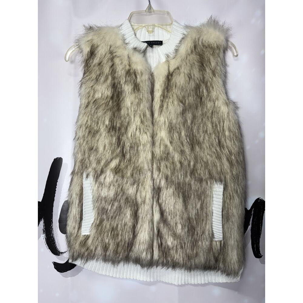 Napa Valley Faux Fur Sweater Vest Pullover Womens‎ Small Preppy V-Neck Ski Bunny